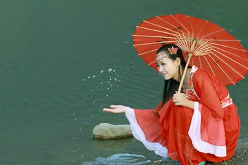 今夜的夜莺约会未修改版
